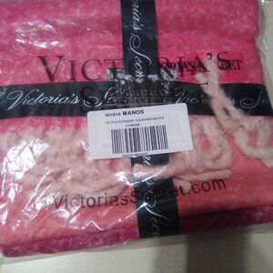 Victoria's Secret fluffy scarf